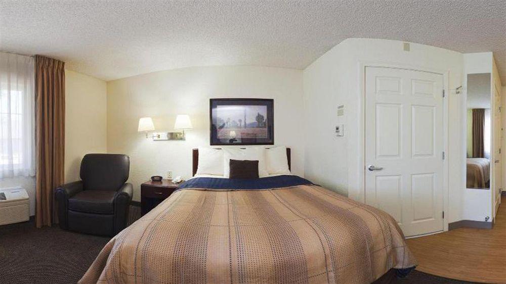 Hotel Sonesta Simply Irvine East Foothill 2*